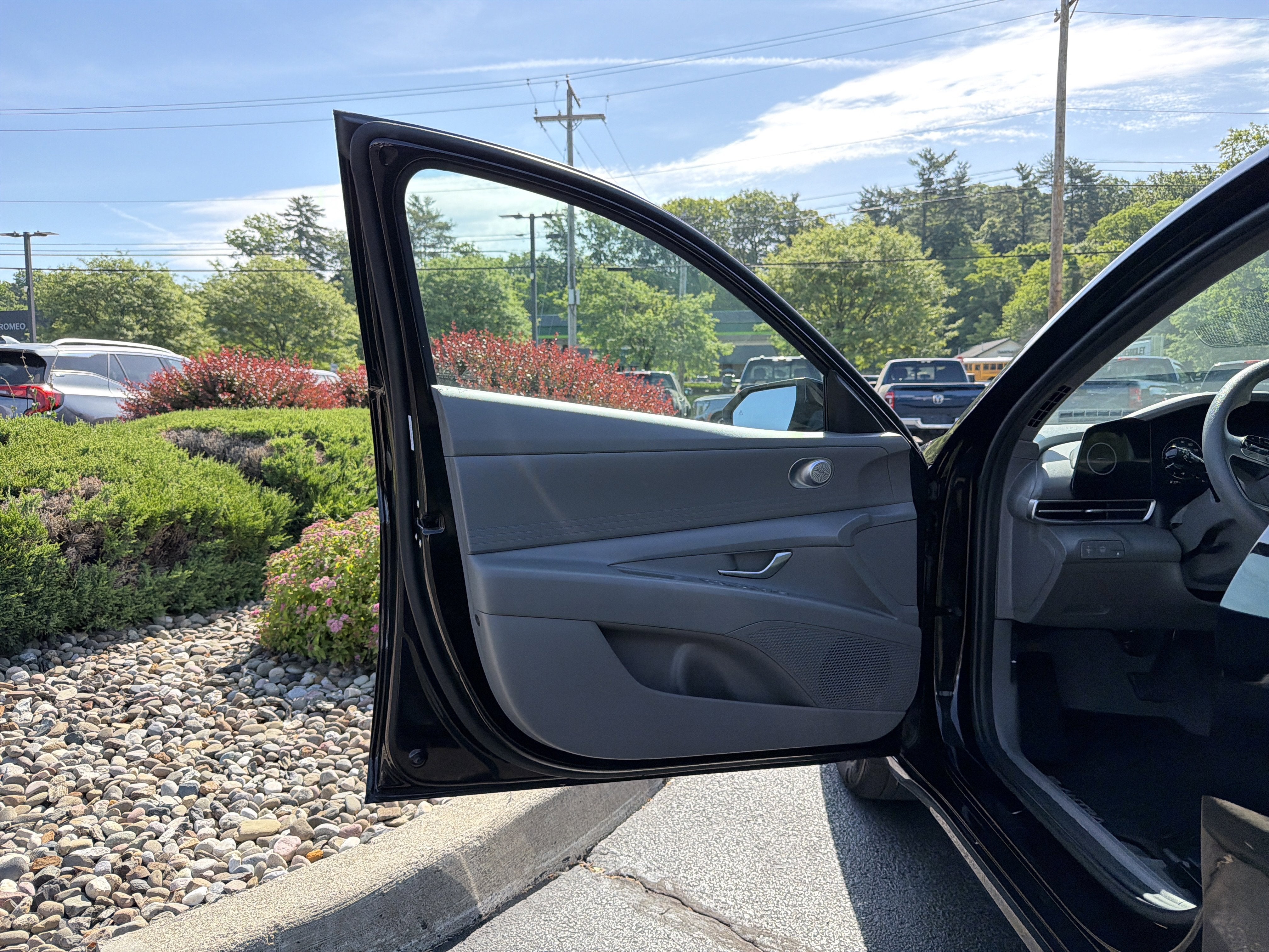 2024 Hyundai Elantra Hybrid Blue