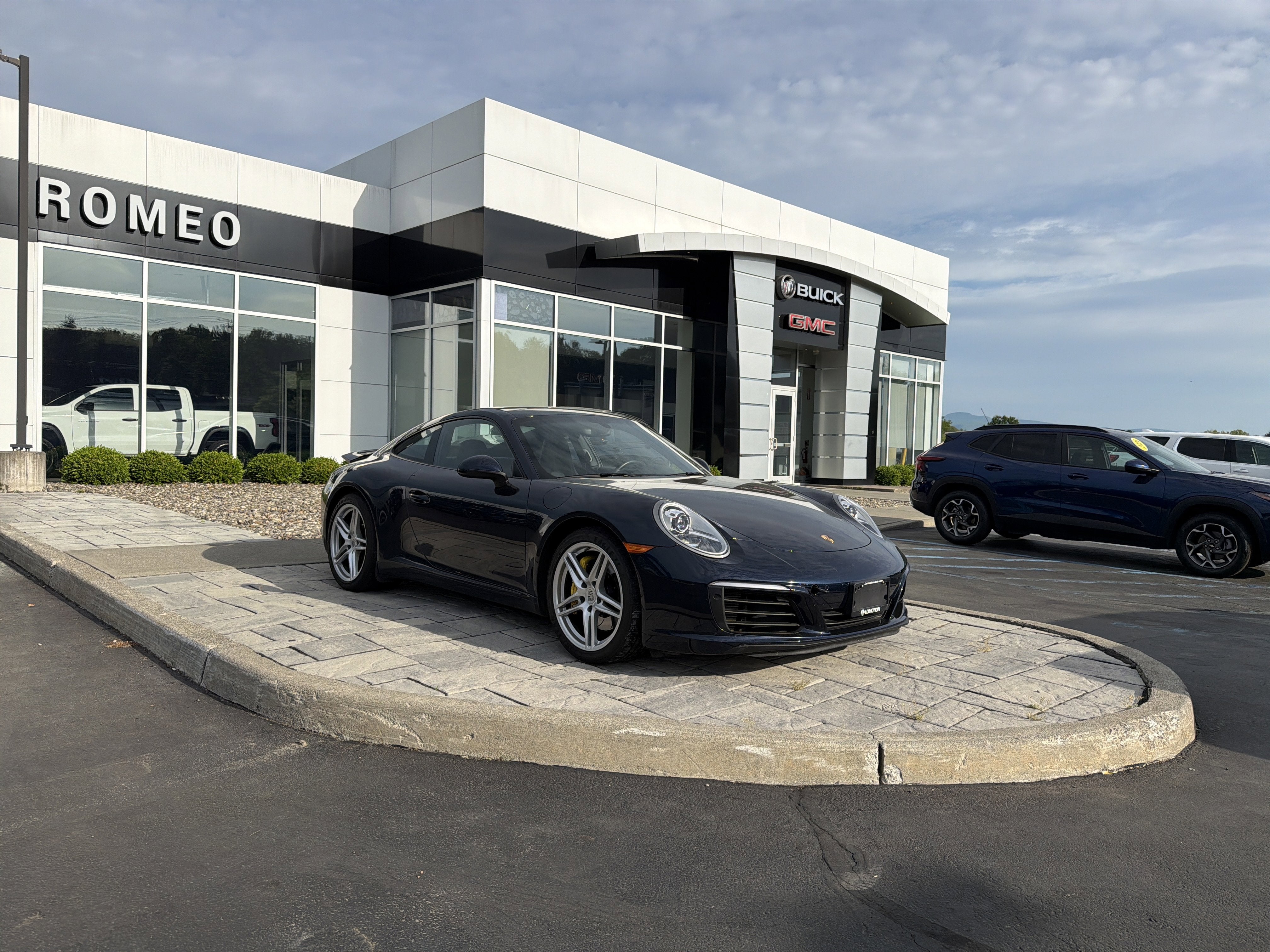 2017 Porsche 911 Carrera